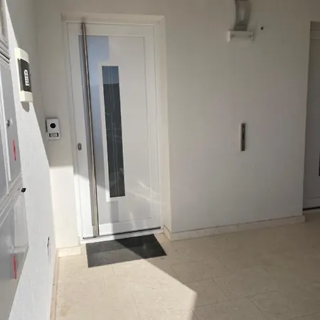 Aga Βόντιτσε