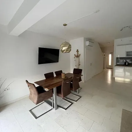 Aga Διαμέρισμα Βόντιτσε